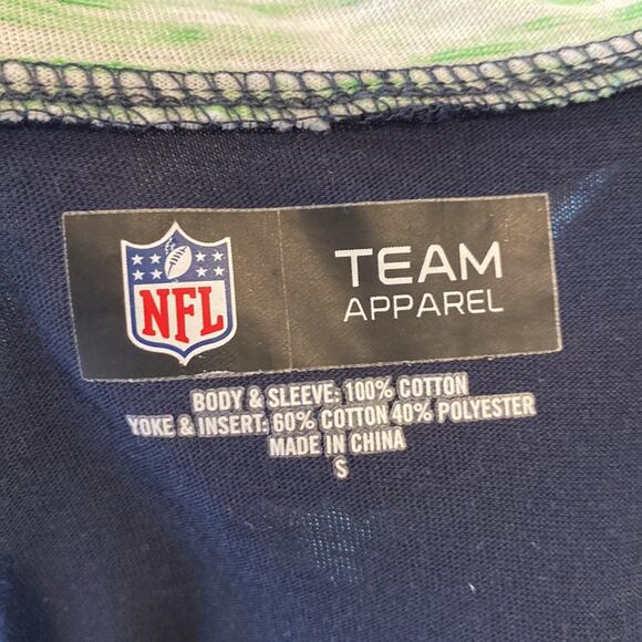 NFL TEAM APPAREL Seattle Seahawks Navy Neon Green Long Sleeve T Shirt Small - Picture 6 of 6